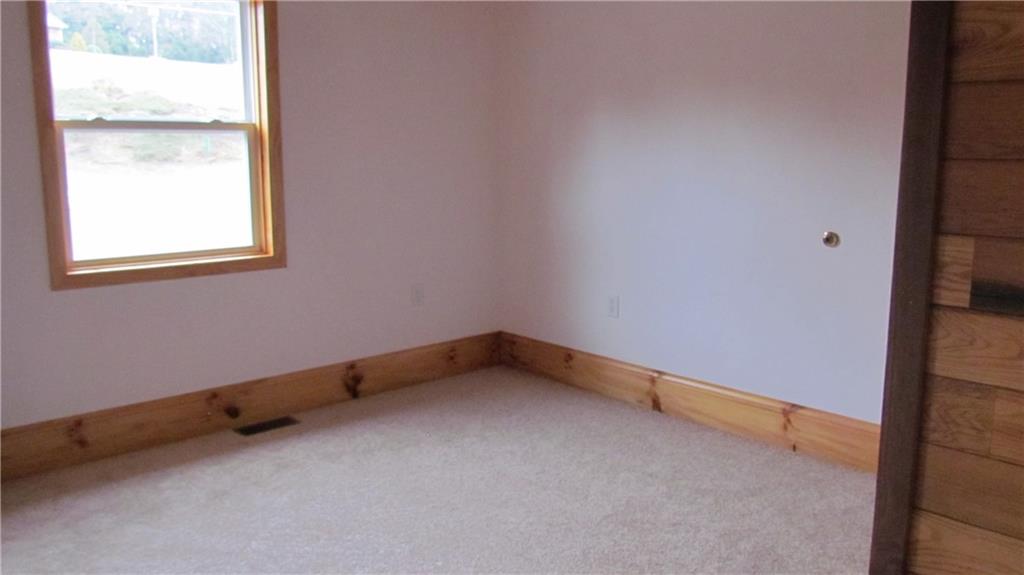3587 Beck Road Butler, PA 16002 - Photo 14 of 25