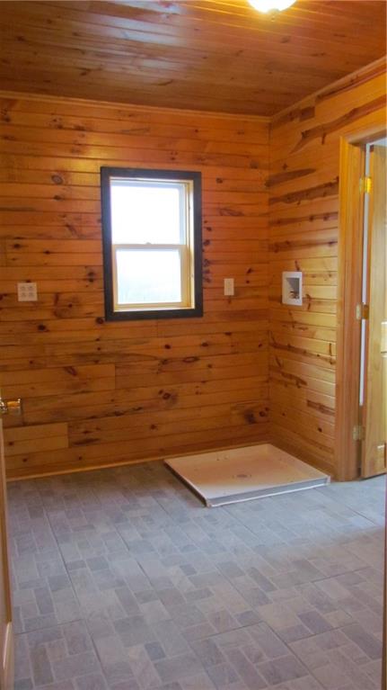 3587 Beck Road Butler, PA 16002 - Photo 16 of 25
