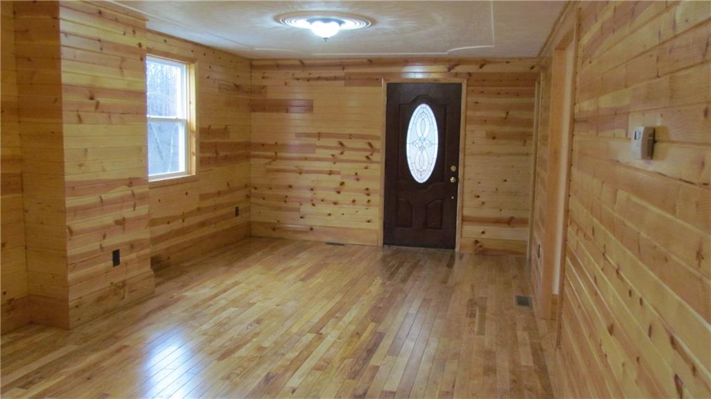 3587 Beck Road Butler, PA 16002 - Photo 7 of 25