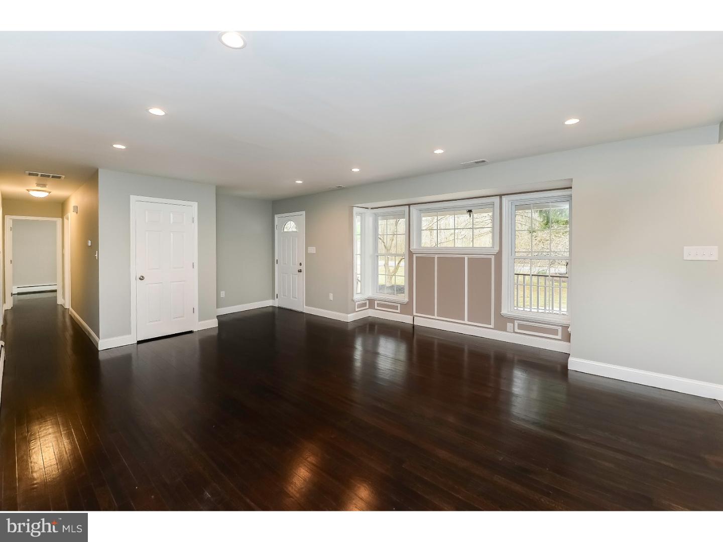 83 Christopher Mill Road Medford, NJ 08055 - Photo 2 of 24