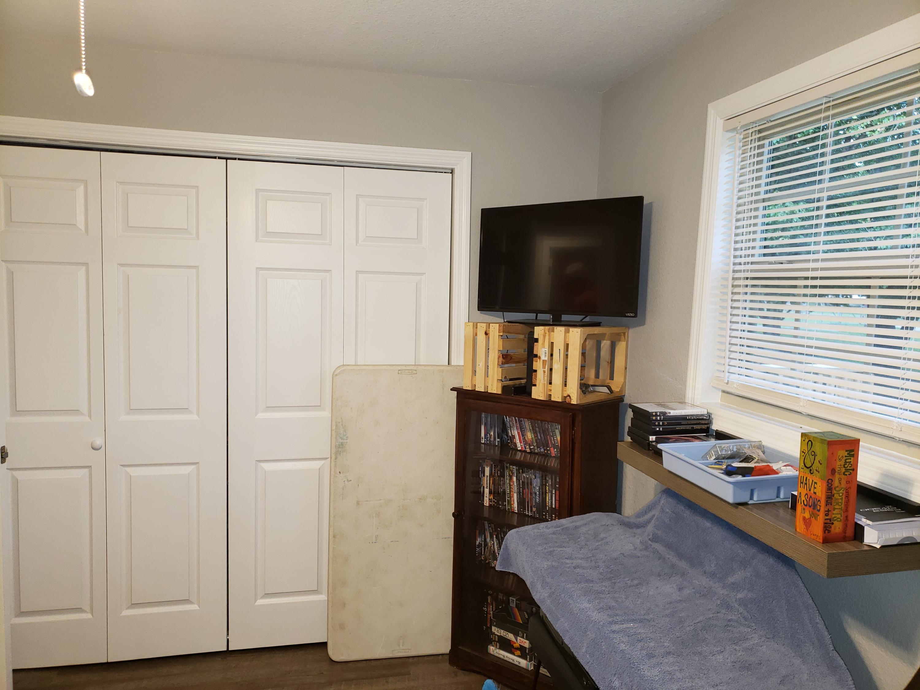 101 Snodgrass Road New Tazewell, TN 37825 - Photo 8 of 23 20200820_191249