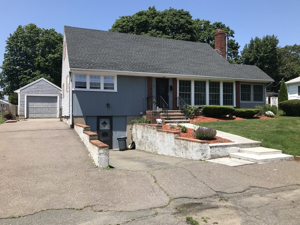 5 Curtis Road Saugus, MA 01906 - Photo 2 of 41 Gallery Image 2