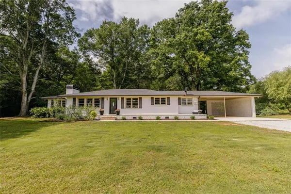 $389,999 | 1233 Bethlehem Road, Statham, GA 30666