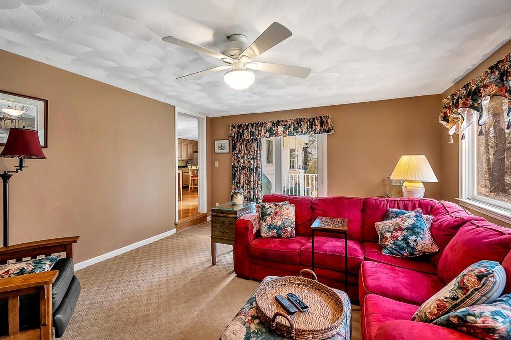 41 Horseshoe Road Chelmsford, MA 01824 - Photo 11 of 33 Gallery Image 11