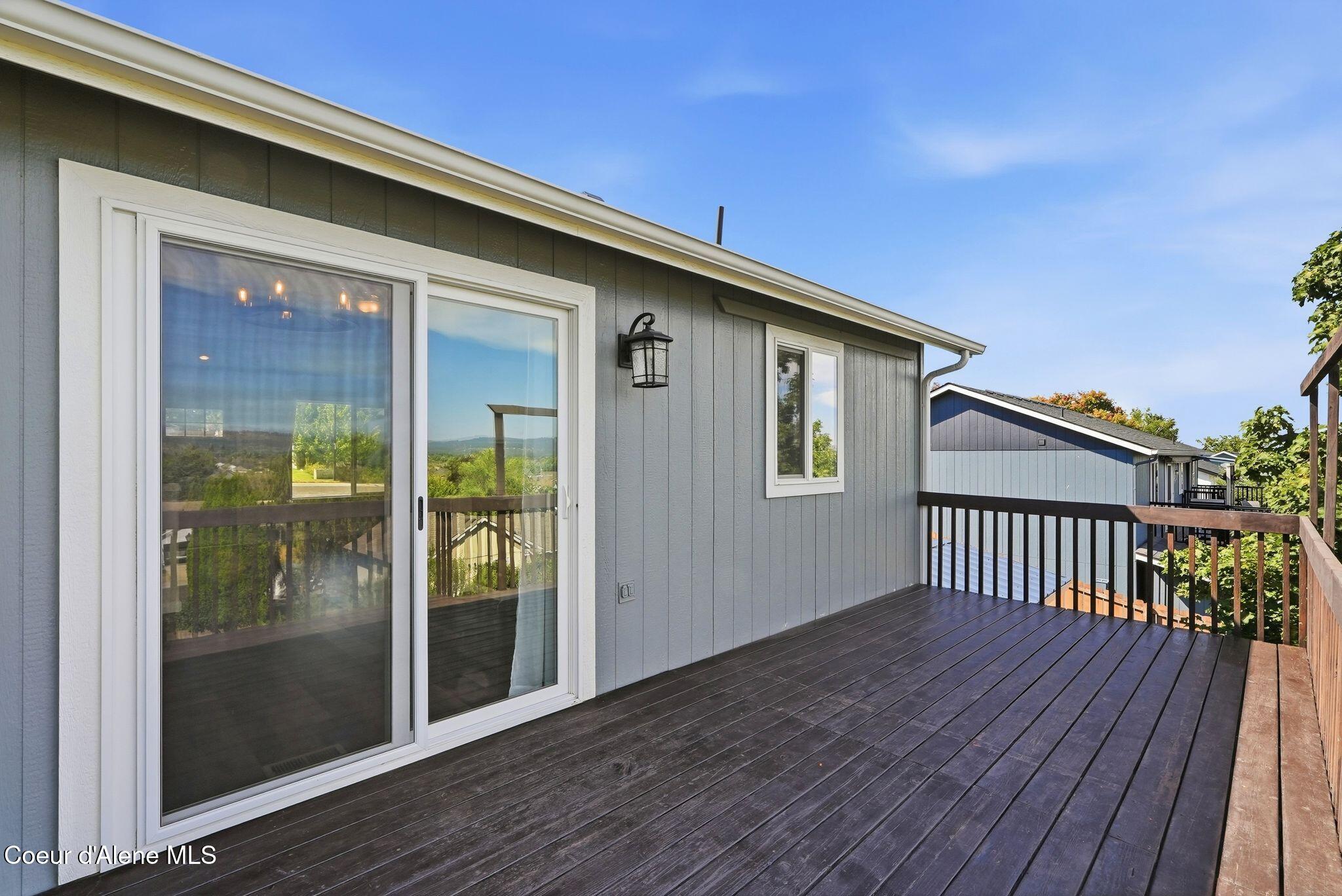 2795 North Rawhide Ridge Road Post Falls, ID 83854 - Photo 33 of 43 Deck