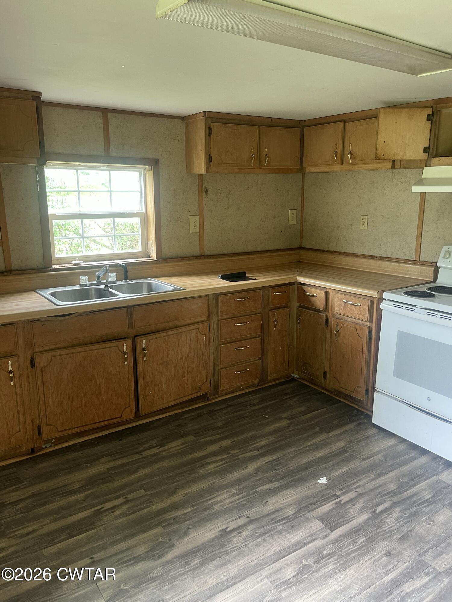 263 Reeves Street Lexington, TN 38351 - Photo 17 of 19 IMG_1895