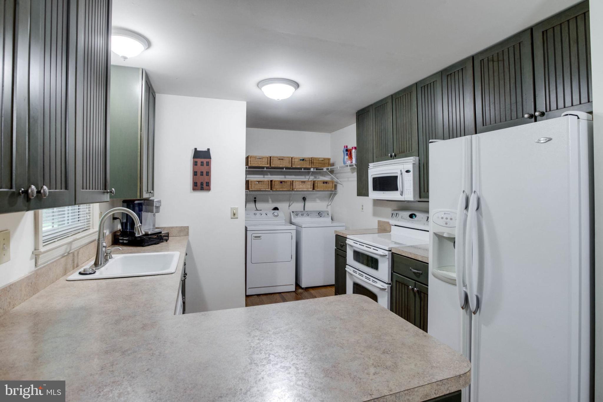 7906 Rugby Road Manassas, VA 20111 - Photo 14 of 32 Gallery Image 14