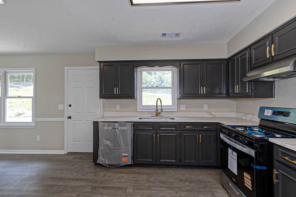 1359 Kings Mountain Road Columbus, GA 31907 - Photo 7 of 26