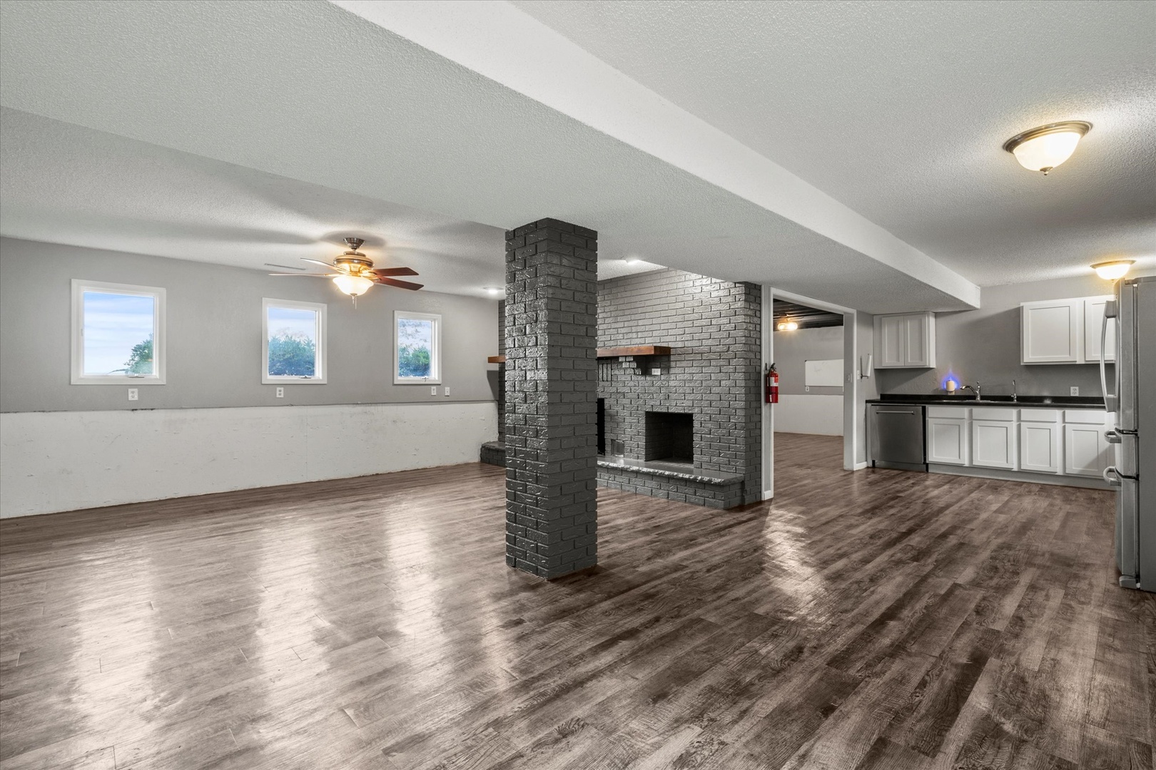 464 East Pilot Drive Herscher, IL 60941 - Photo 5 of 23 a view of a big room with wooden floor and windows