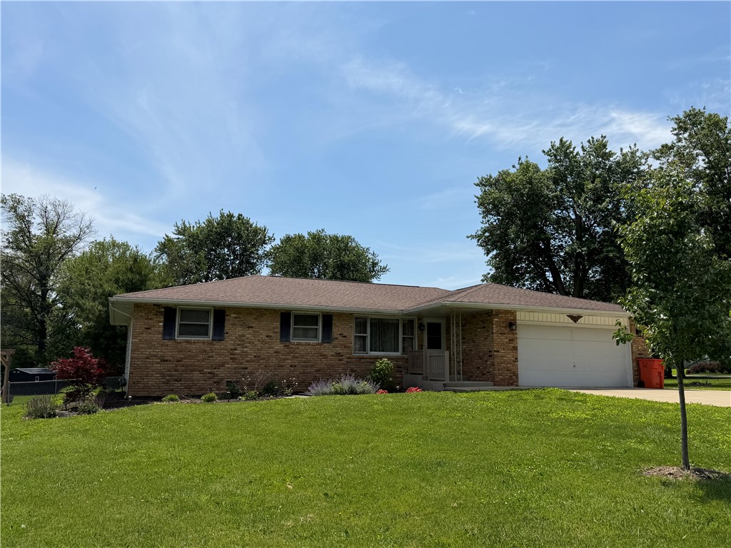 7 Mitchell Avenue Mattoon, IL 61938 - Photo 1 of 14