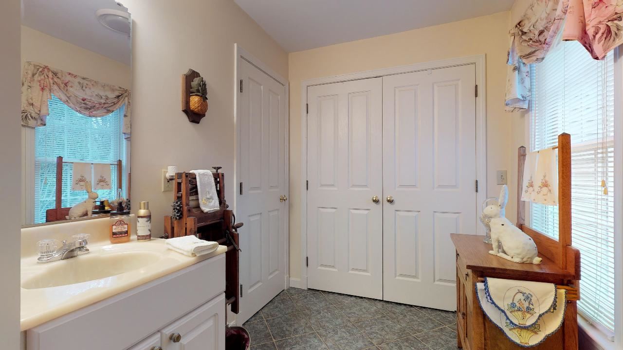 131 South Bow Road Bow, NH 03304 - Photo 27 of 35