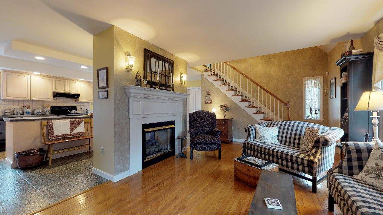 131 South Bow Road Bow, NH 03304 - Photo 5 of 35