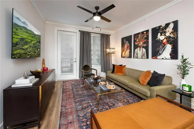 $2,476 | 5180 Peachtree Boulevard, Unit B2, Chamblee, GA 30341