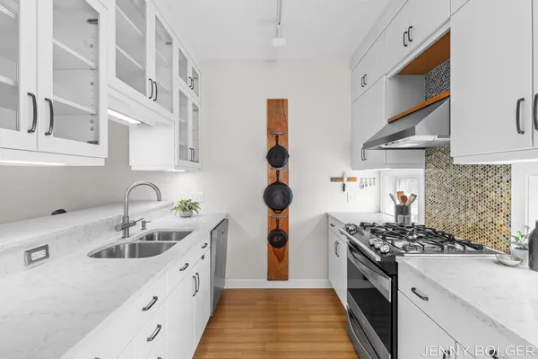 $435,000 | 810 Livingston Avenue Northeast, Grand Rapids, MI 49503