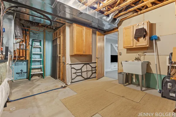 $435,000 | 810 Livingston Avenue Northeast, Grand Rapids, MI 49503