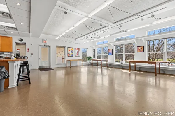$435,000 | 810 Livingston Avenue Northeast, Grand Rapids, MI 49503