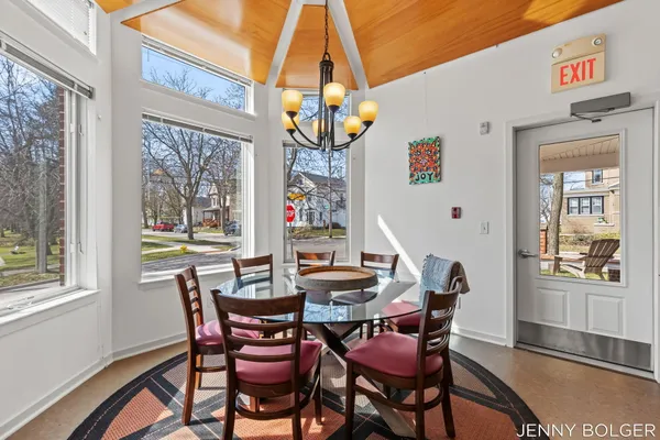 $435,000 | 810 Livingston Avenue Northeast, Grand Rapids, MI 49503