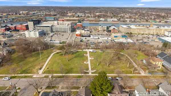 $435,000 | 810 Livingston Avenue Northeast, Grand Rapids, MI 49503