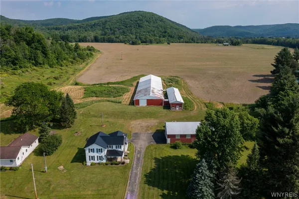 $1,750,000 | 6122 Mutton Hollow Road, Great Valley, NY 14741