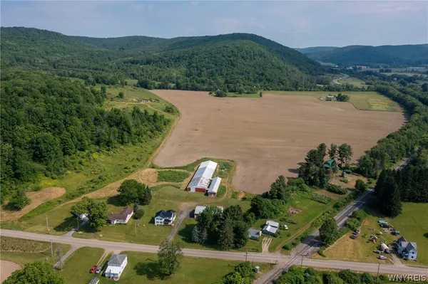 $1,750,000 | 6122 Mutton Hollow Road, Great Valley, NY 14741