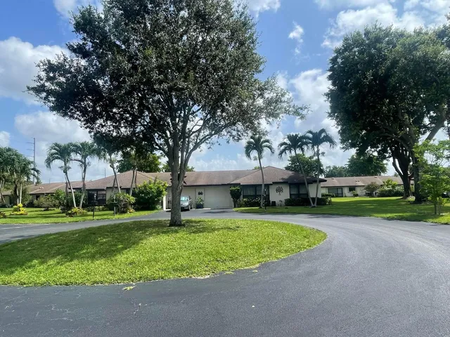 $2,300 | 4961 Dovewood Road, Unit B, Boynton Beach, FL 33436