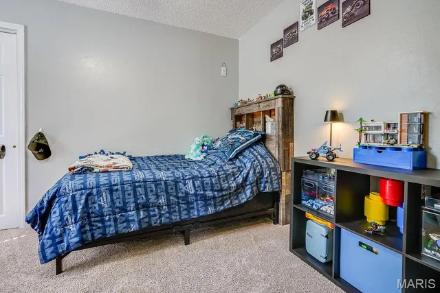 $203,000 | 311 South Hibbard Street, Staunton, IL 62088