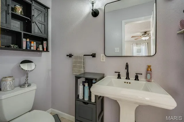 $199,900 | 311 South Hibbard Street, Staunton, IL 62088