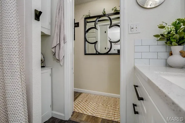 $203,000 | 311 South Hibbard Street, Staunton, IL 62088