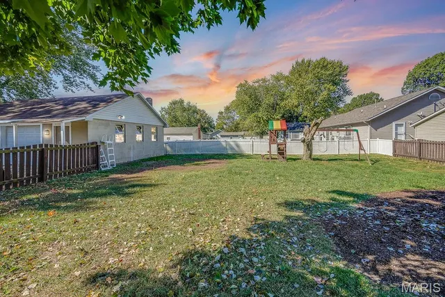 $199,900 | 311 South Hibbard Street, Staunton, IL 62088