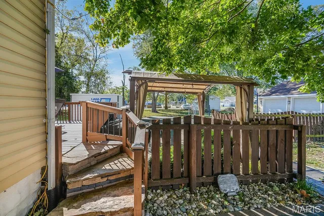 $199,900 | 311 South Hibbard Street, Staunton, IL 62088