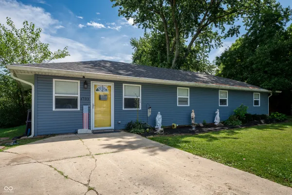 $219,900 | 4703 West Compton Drive, Edinburgh, IN 46124