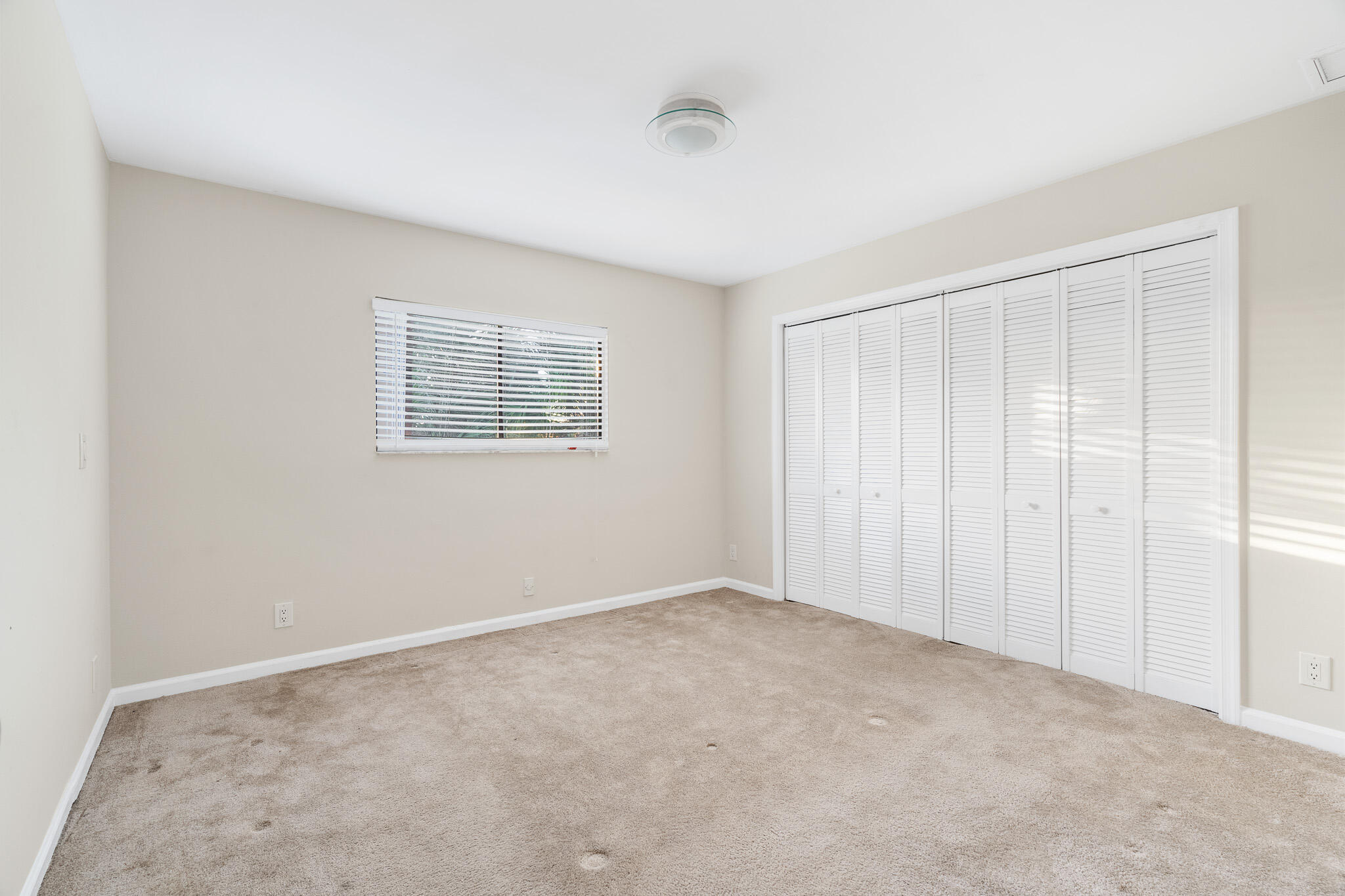 22840 Marbella Circle Boca Raton, FL 33433 - Photo 44 of 61 DSC08442