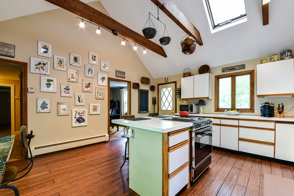 22 Hawthorne Road Wayland, MA 01778 - Photo 9 of 21