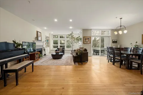 $1,150,000 | 10 Old Jackson Avenue, Unit 48, Hastings-on-Hudson, NY 10706