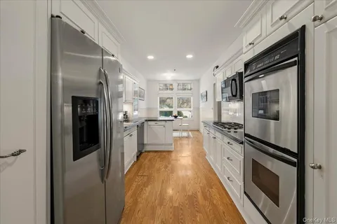 $1,150,000 | 10 Old Jackson Avenue, Unit 48, Hastings-on-Hudson, NY 10706