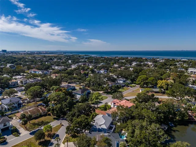 $1,950,000 | 4605 West Vasconia Street, Tampa, FL 33629