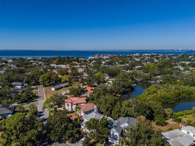 $1,950,000 | 4605 West Vasconia Street, Tampa, FL 33629