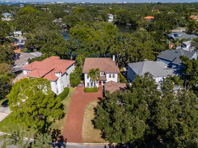$1,950,000 | 4605 West Vasconia Street, Tampa, FL 33629
