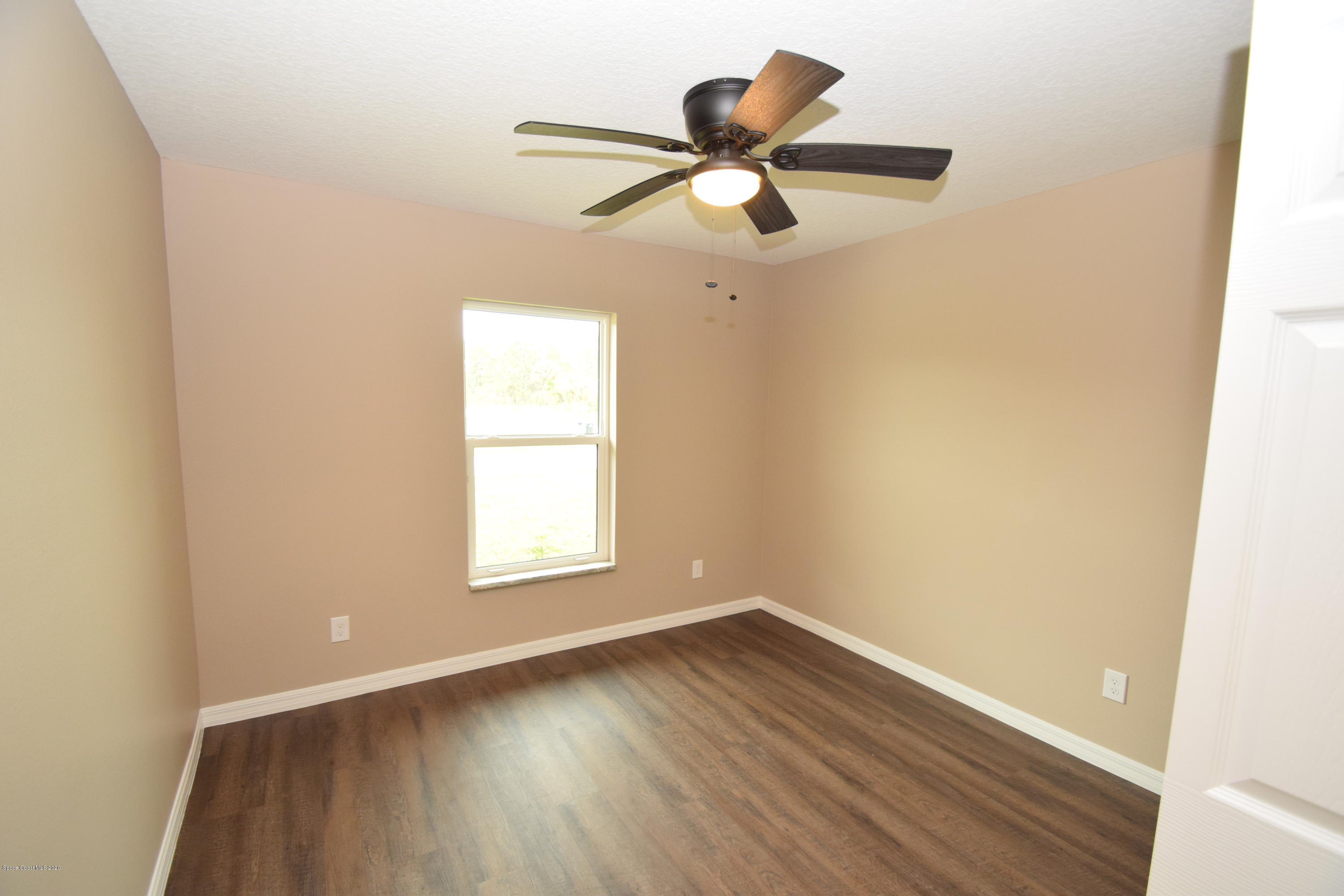198 Uleta Road Southeast Palm Bay, FL 32909 - Photo 38 of 42 198 Uleta (37)