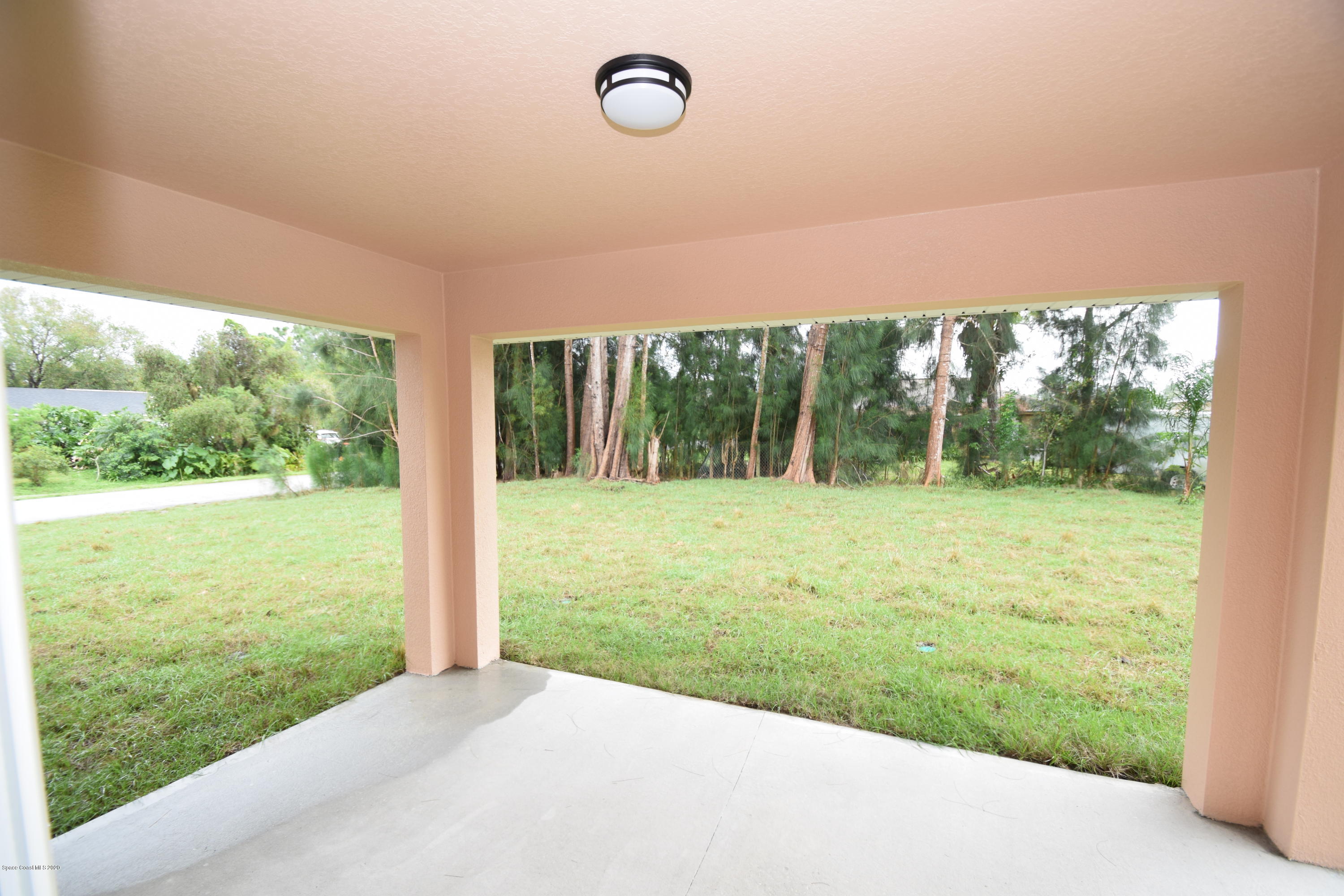 198 Uleta Road Southeast Palm Bay, FL 32909 - Photo 40 of 42 198 Uleta (38)