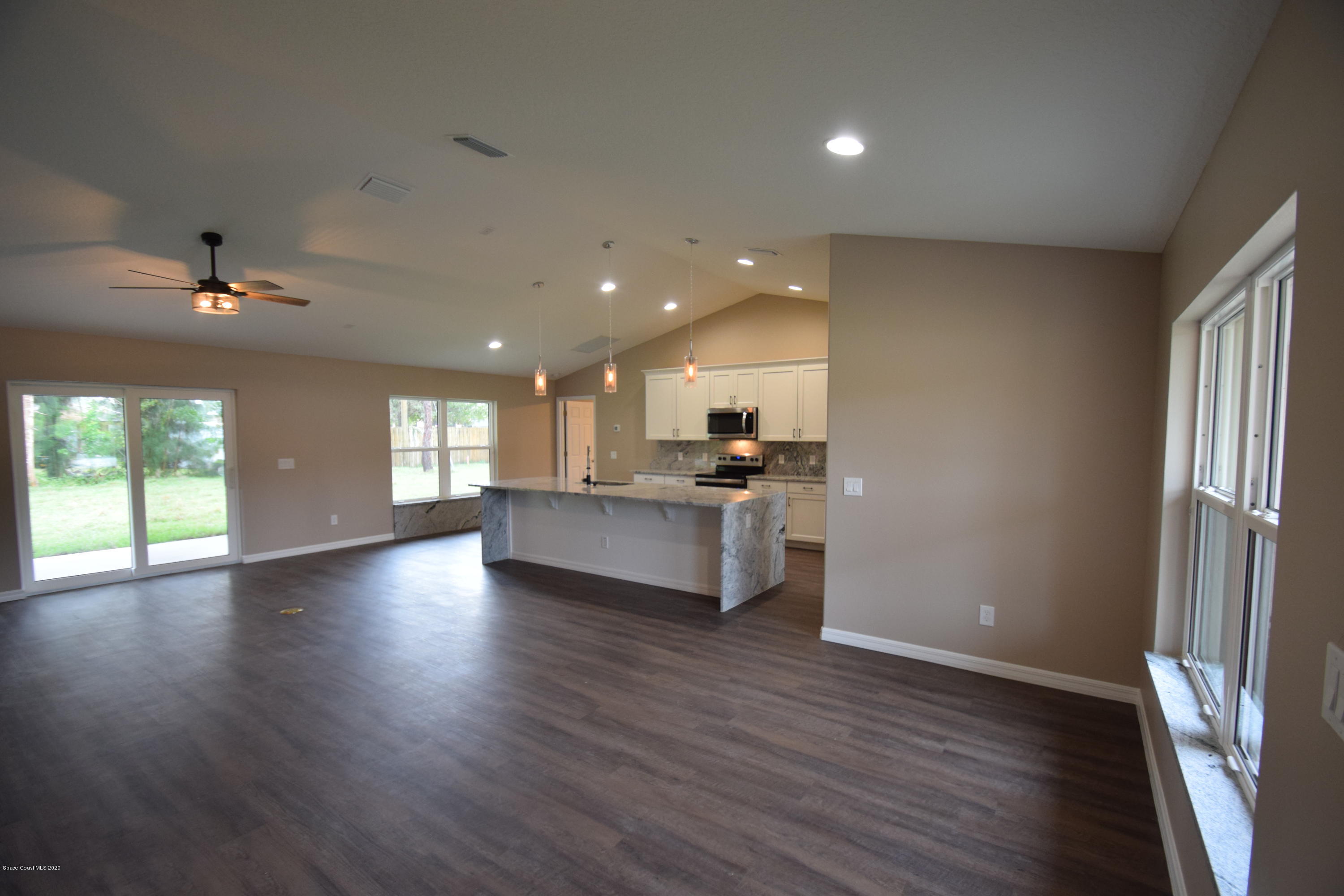 198 Uleta Road Southeast Palm Bay, FL 32909 - Photo 5 of 42 198 Uleta (4)