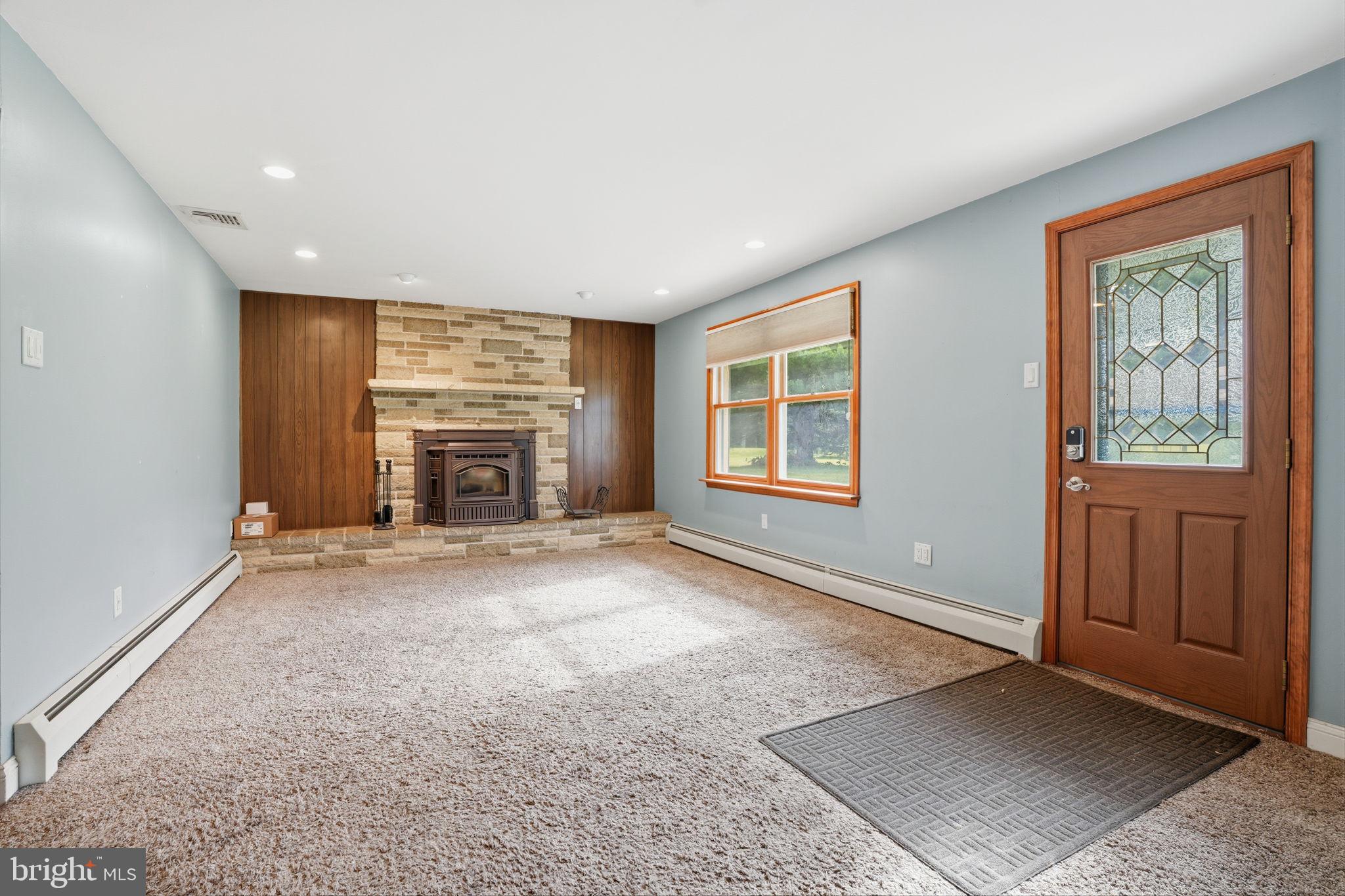 3965 Regina Place Doylestown, PA 18902 - Photo 13 of 35