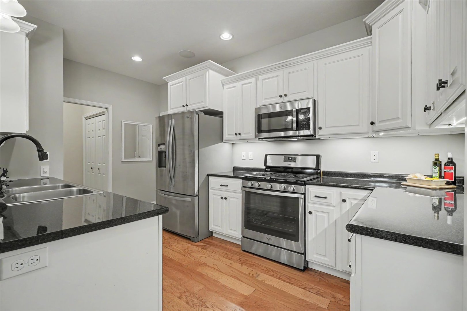 2202 Cyprus Point Urbana, IL 61802 - Photo 11 of 30 Gallery Image 11