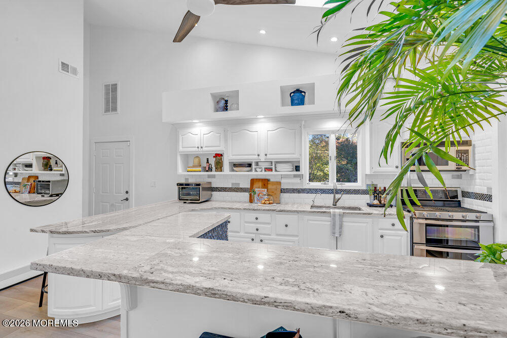 17 Woods End Road Colts Neck, NJ 07722 - Photo 13 of 43 022_dsc08862_356