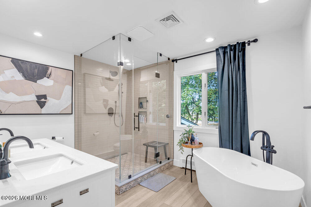 17 Woods End Road Colts Neck, NJ 07722 - Photo 22 of 43 035_dsc08722_708