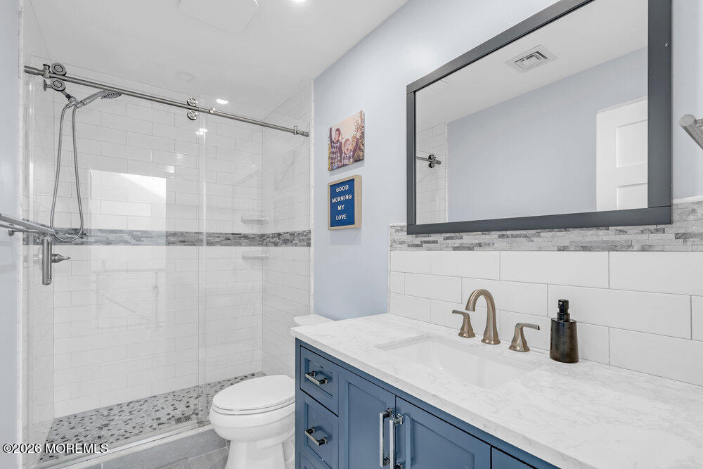 17 Woods End Road Colts Neck, NJ 07722 - Photo 29 of 43 038_dsc08742_382