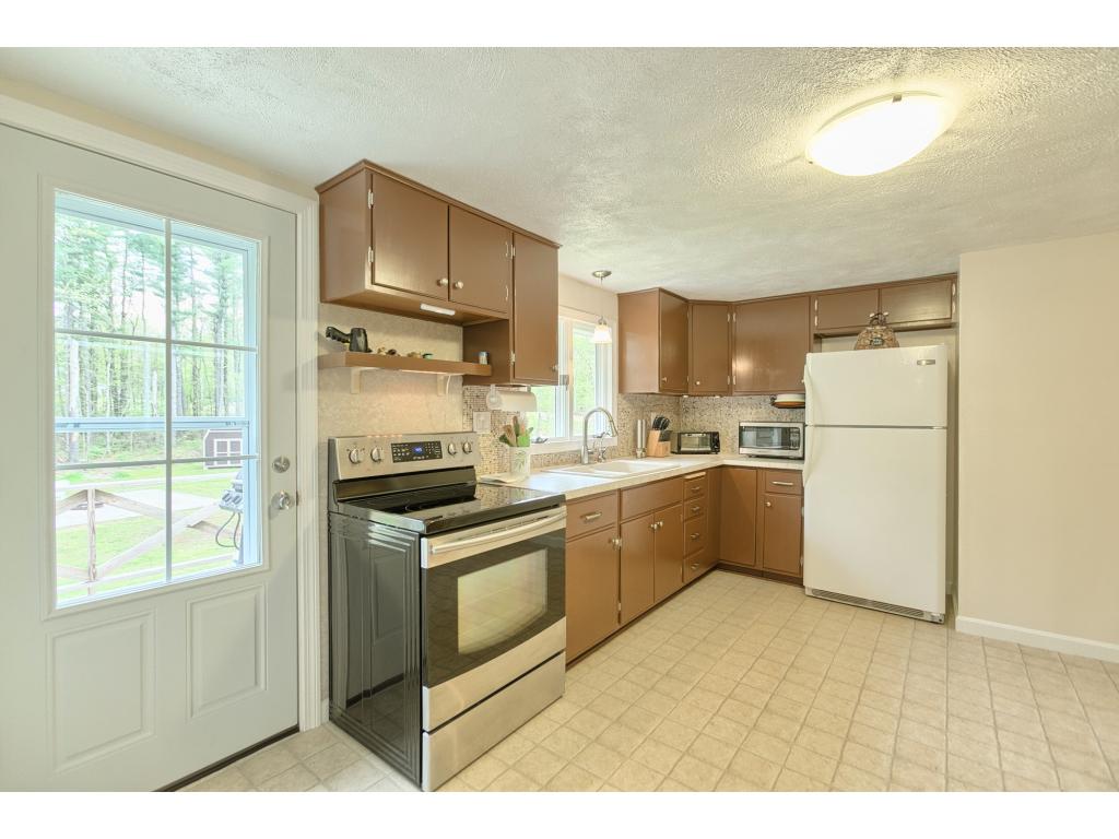 33 East Road Atkinson, NH 03811 - Photo 14 of 36