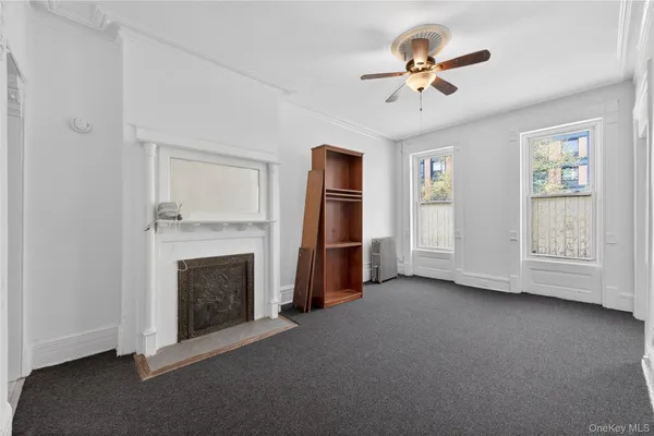$3,200 | 330 Lafayette Avenue, Unit 3 | Clinton Hill