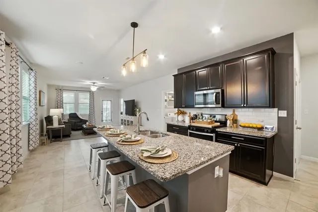 $1,950 | 324 Mountain Valley Street, Georgetown, TX 78628