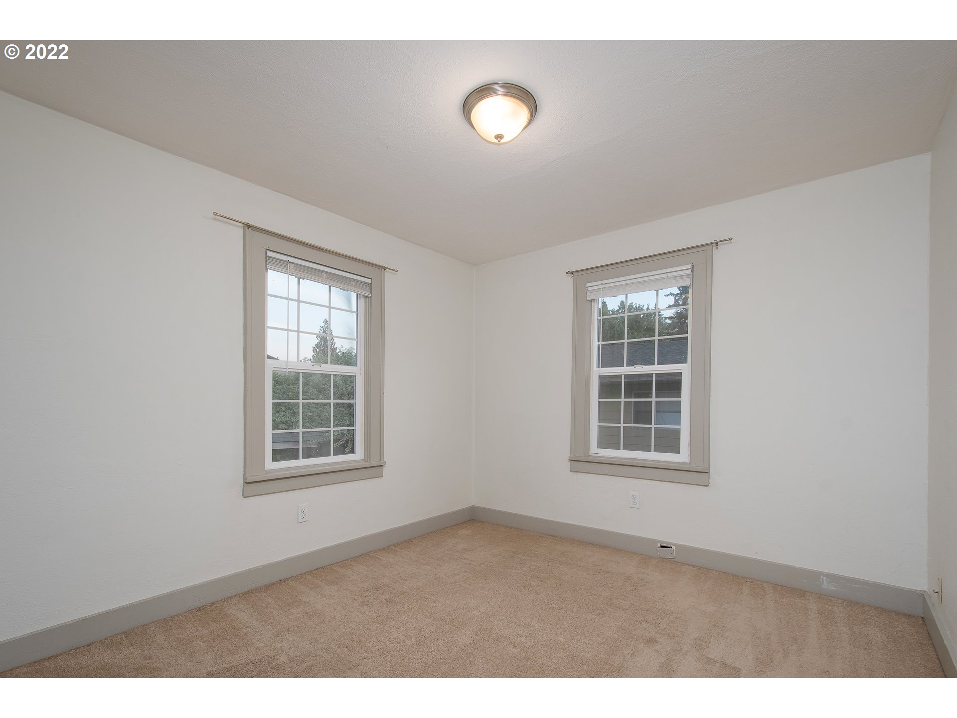 1246 Northwest Couch Street Camas, WA 98607 - Photo 12 of 28 Gallery Image 12